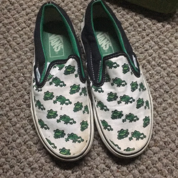 vans frog shoes